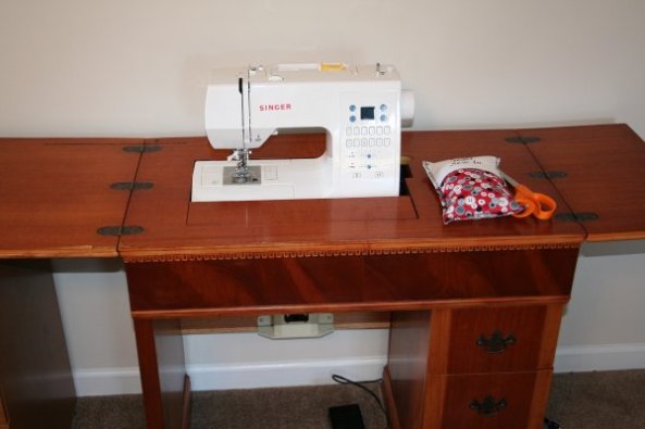 sewing machine cabinet plans 